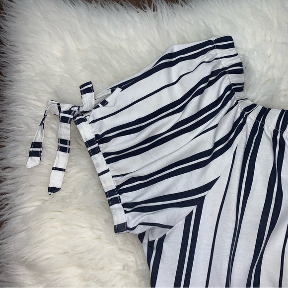 H&M L.O.G.G Women’s XL Navy & White Striped Off The Shoulder Flowing Bow Blouse - Picture 3 of 8